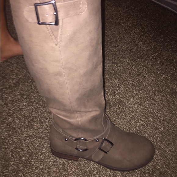 NEW long tan boots - Picture 1 of 4