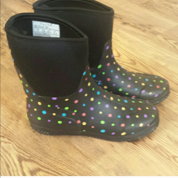 Black Polka-Dot Rain / Snow Boots