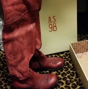 As 98 red leather boots