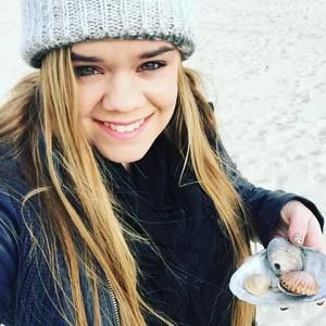 Meet your Posher, Amanda