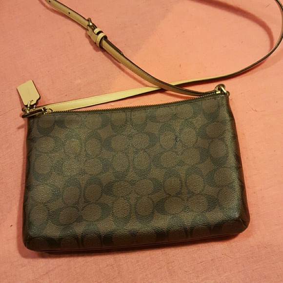 COACH CROSSBODY - Picture 2 of 4