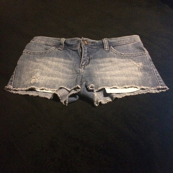 Shorts, Roxy Mini Distressed Denim 90’s/00’s - Picture 1 of 4