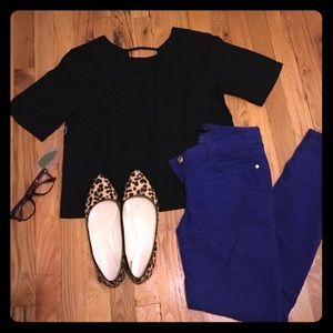 SALE XS black cropped open back blouse NWT