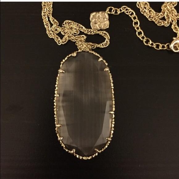 ISO ⚜Kendra Scott⚜ Donna Necklace in Pyrite - Picture 4 of 4