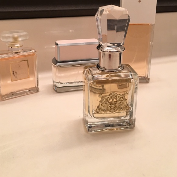 Juicy Couture Accessories - Viva La Juicy