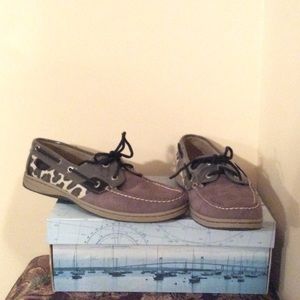 Sperry low tops. Size 11