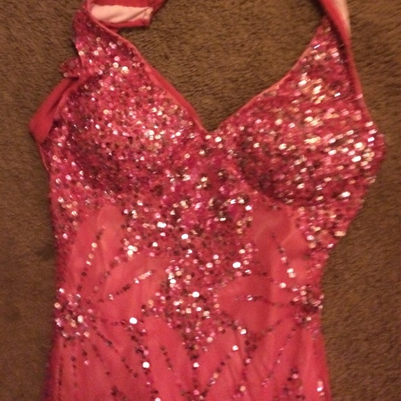 Evening gown - Picture 2 of 4