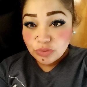 Meet your Posher, Alejandra