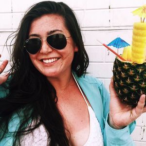 Meet your Posher, Avey