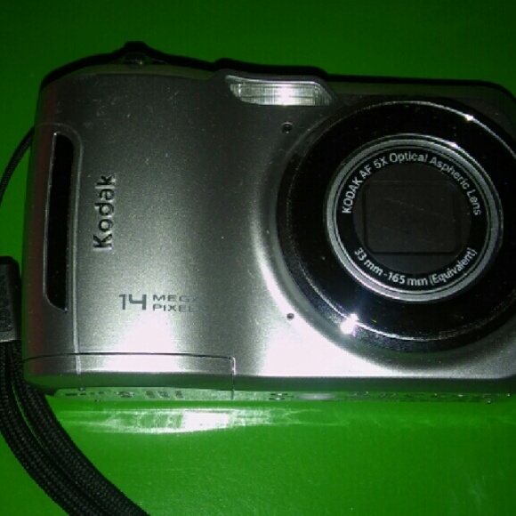 Kodak digital camera - Picture 1 of 3