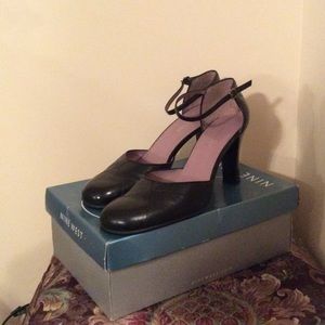 Nine West heel. Size 10.5