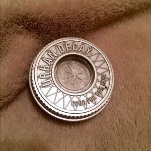 Urban Decay "Uzi" Eyeshadow