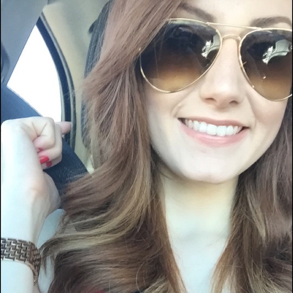 Meet your Posher, Bianca - Picture 1 of 1