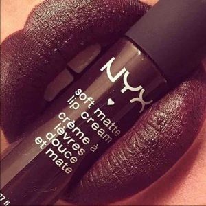 NYX soft matte lip cream - Transylvania