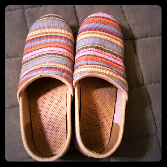 Dansko Vegan clogs