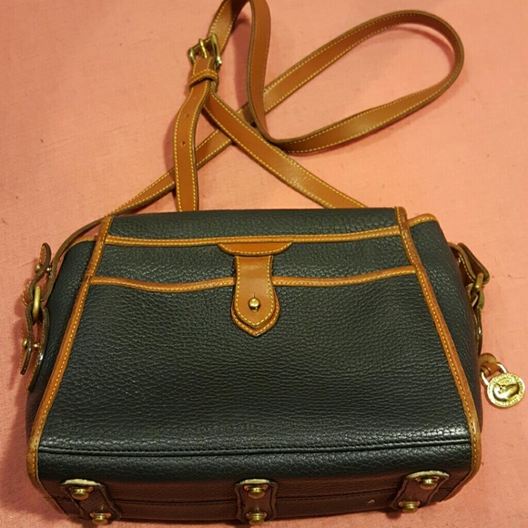 DOONEY & BOURKE CROSSBODY - Picture 2 of 4