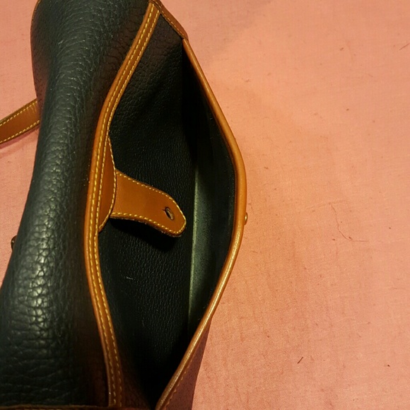 DOONEY & BOURKE CROSSBODY - Picture 4 of 4