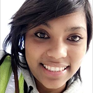 Meet your Posher, Nathalie