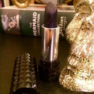 Kat Von D "Poe" Studded Kiss Lipstick