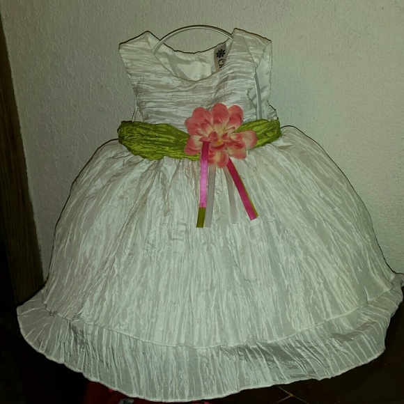 Adorable spring/summer dress