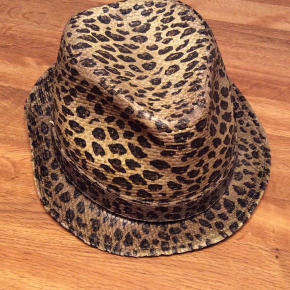 Cheetah hat!!