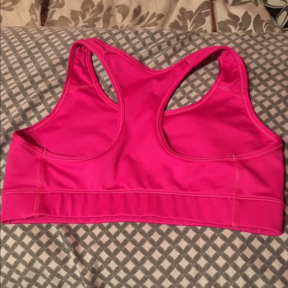 Nike Dri fit sports bra - Picture 2 of 2