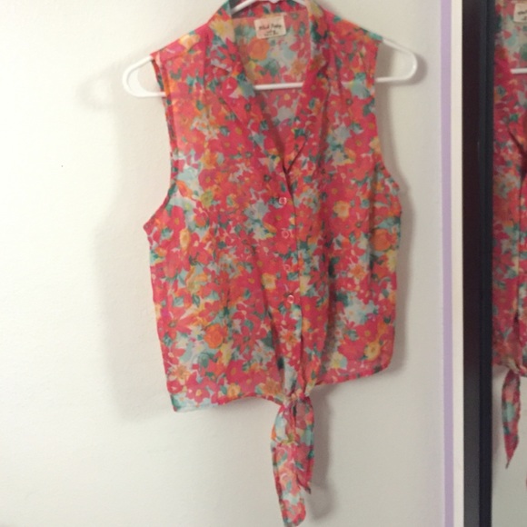 Floral Botton Up Tank Top - Picture 1 of 3