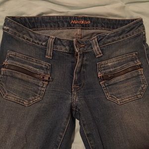 Hudson Front Zipper Pockets