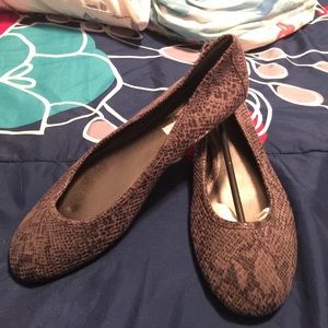 Snake skin flats