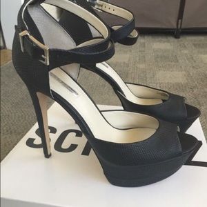 BCBG generation shoes