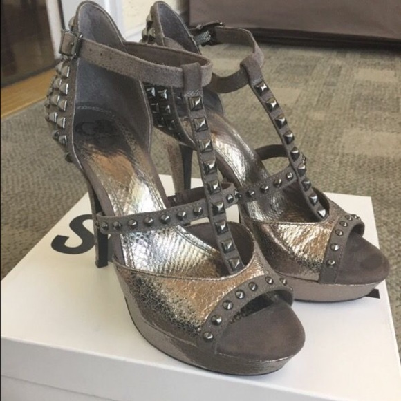 Giani Bini shoes