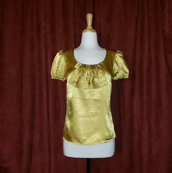 Metallic Gold Ruffle Top - Picture 2 of 4
