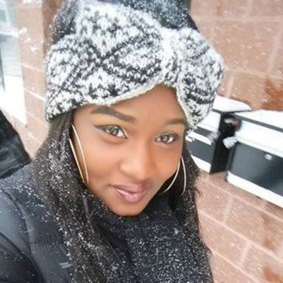 Meet your Posher, Xela