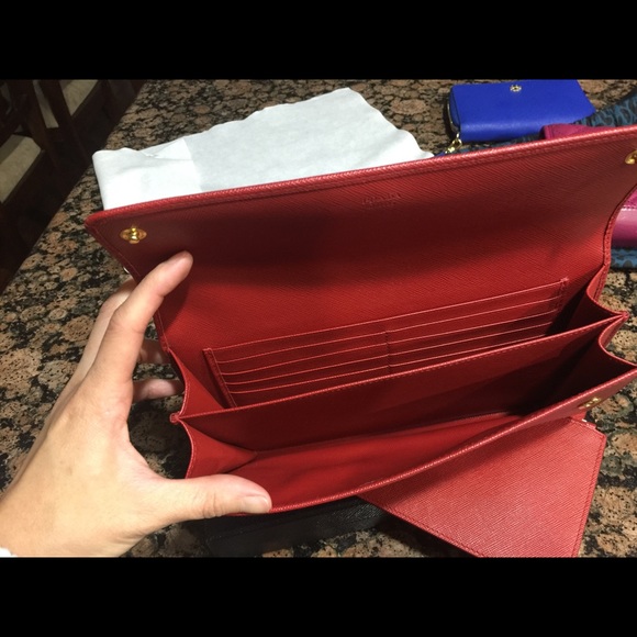 Prada Red Saffiano Flap Travel Wallet - Picture 3 of 4