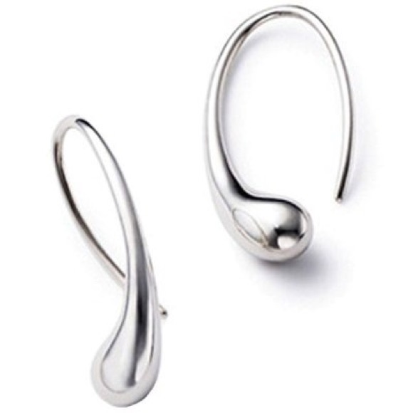 Sterling Silver Teardrop Earrings.