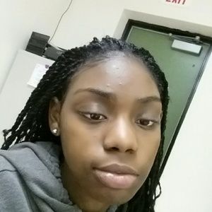 Meet your Posher, Jolisa