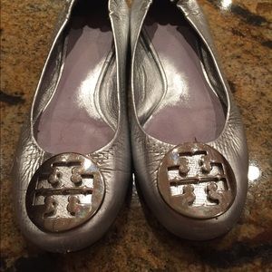 Tory Burch silver matte Reva ballet flats - size 6
