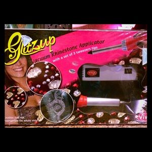 BRAND NEW SEALED IN BOX "GLITZUP" BLING ANYTHING💎