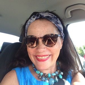 Meet your Posher, Nilsa