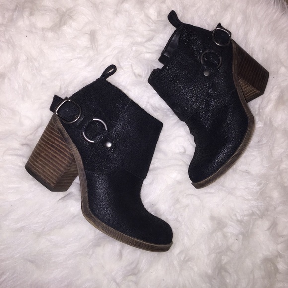 Lucky Brand black BOOTIES