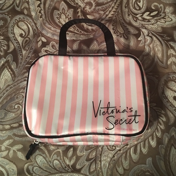 Victoria's Secret travel bag
