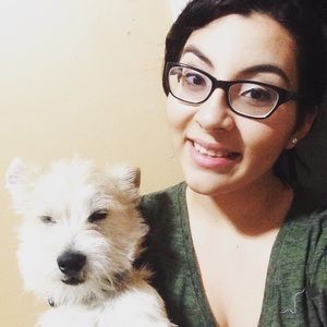 Meet your Posher, Ivania