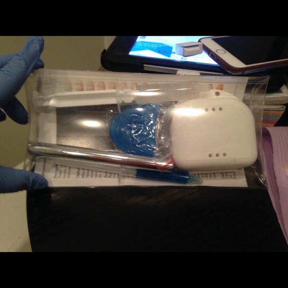 Teeth whitening kit - Picture 2 of 2