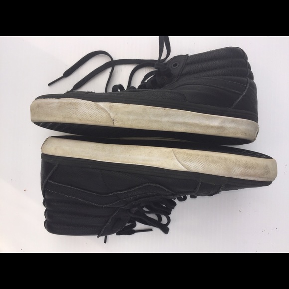 Vans Shoes - VANS Leather 8.5