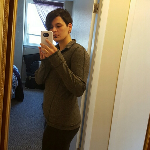 SOLD Lululemon quarter zip pullover - Picture 4 of 4