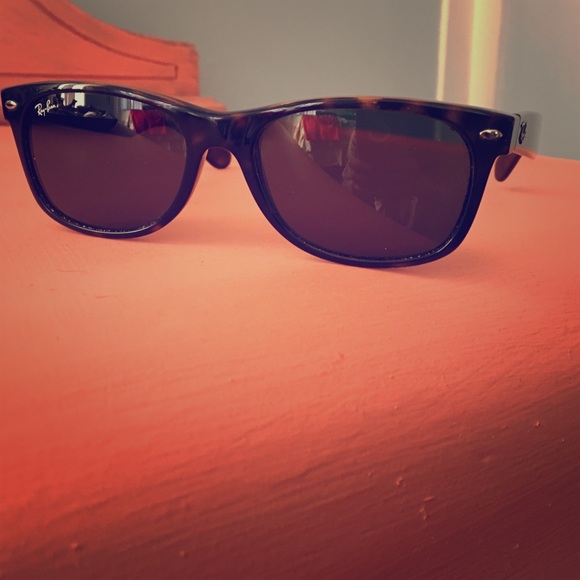 Ray Ban Wayfarer sunglasses.