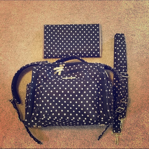 JuJuBe BFF diaper bag+ Free matching clutch