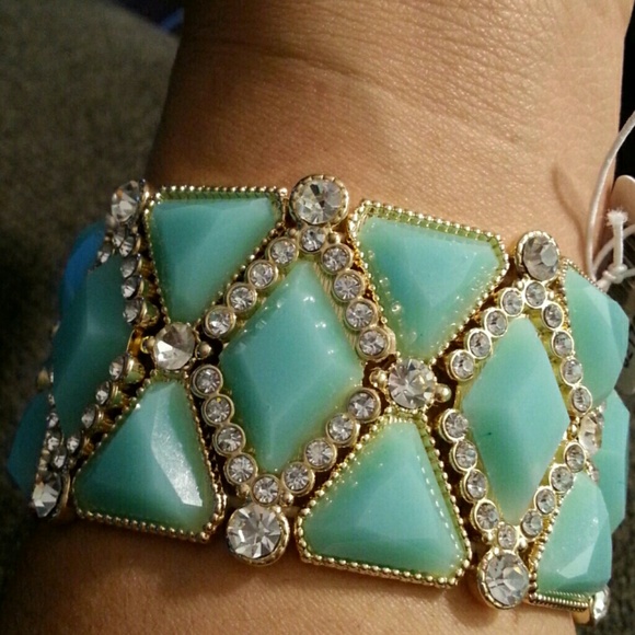 🎀SOLD🎀 light turquoise  statement bracelet
