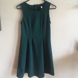 Fit n flair a-line emerald green sleeveless dress
