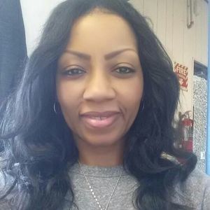 Meet your Posher, Latisha